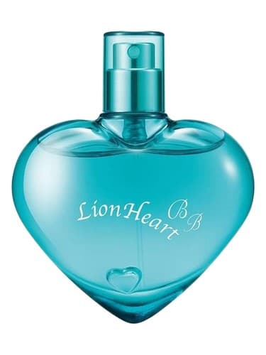 Lion Heart Black Beach