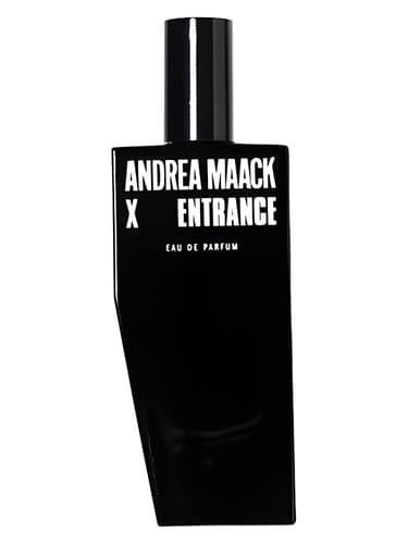 ANDREA MAACK X ENTRANCE
